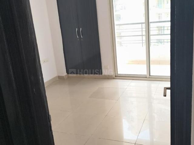 2 BHK Apartment in Crossings Republik for resale Ghaziabad. The reference number is 21163932