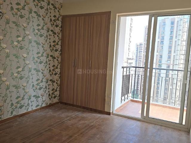 2 BHK Apartment in Crossings Republik for resale Ghaziabad. The reference number is 21300906