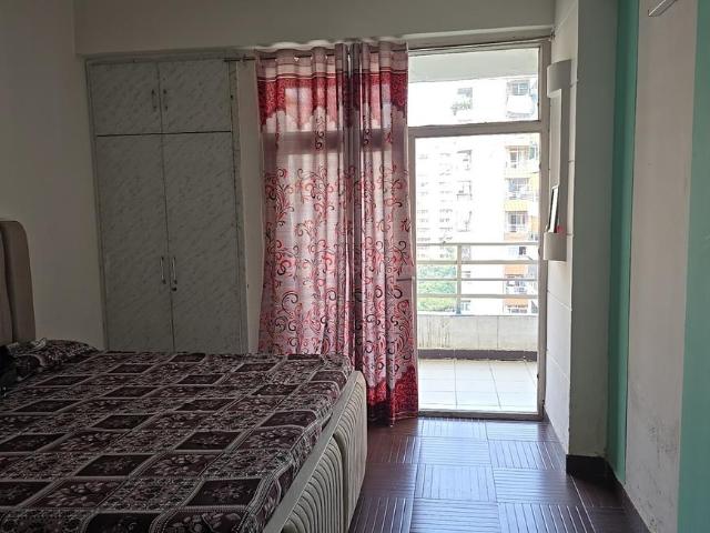 2 BHK Apartment in Crossings Republik for resale Ghaziabad. The reference number is 21302162
