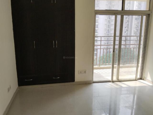 2 BHK Apartment in Crossings Republik for resale Ghaziabad. The reference number is 21328328