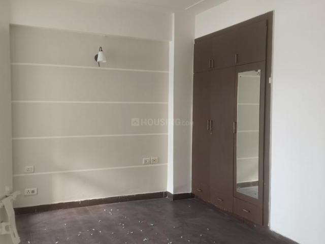 2 BHK Apartment in Crossings Republik for resale Ghaziabad. The reference number is 21339275