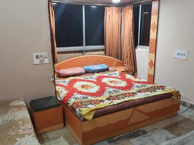 2 BHK Apartment in Ambanagar for rent Surat. The reference number is 19479319