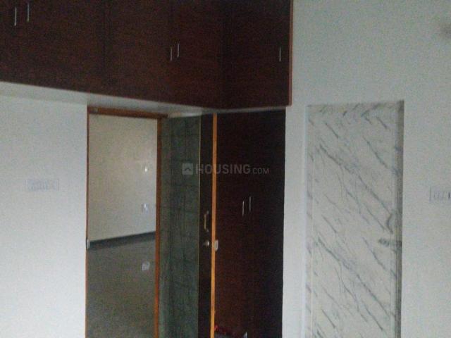 2 BHK Apartment in Ambattur for rent Chennai. The reference number is 21195748