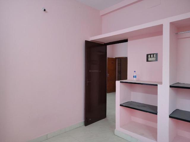 2 BHK Apartment in Ambattur for resale Chennai. The reference number is 20279049