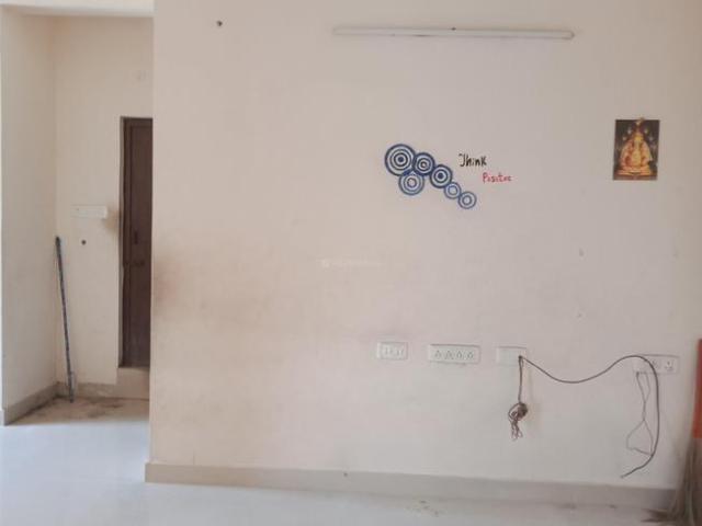 2 BHK Apartment in Ambattur for resale Chennai. The reference number is 7468263
