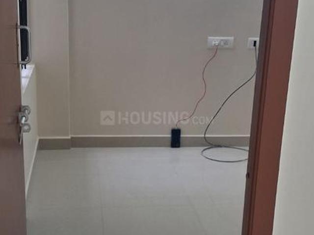 2 BHK Apartment in Ambattur Industrial Estate for rent Chennai. The reference number is 21390348