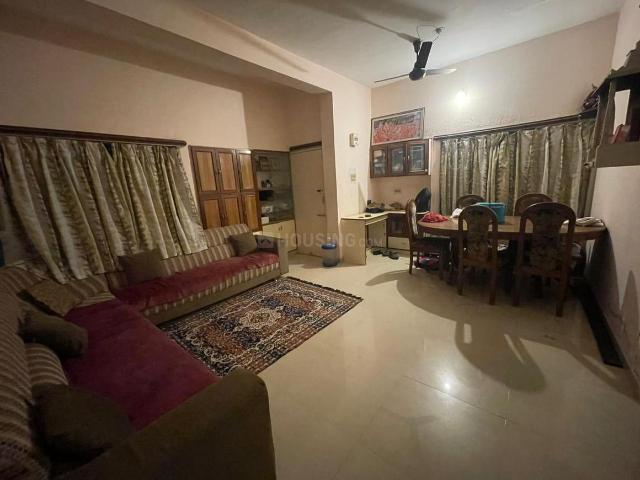 2 BHK Apartment in Ambawadi for rent Ahmedabad. The reference number is 19981541