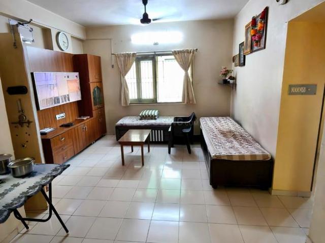 2 BHK Apartment in Ambawadi for resale Ahmedabad. The reference number is 21249873