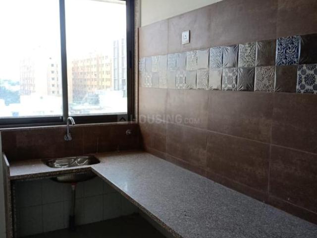 2 BHK Apartment in Ambawadi for resale Ahmedabad. The reference number is 7573026