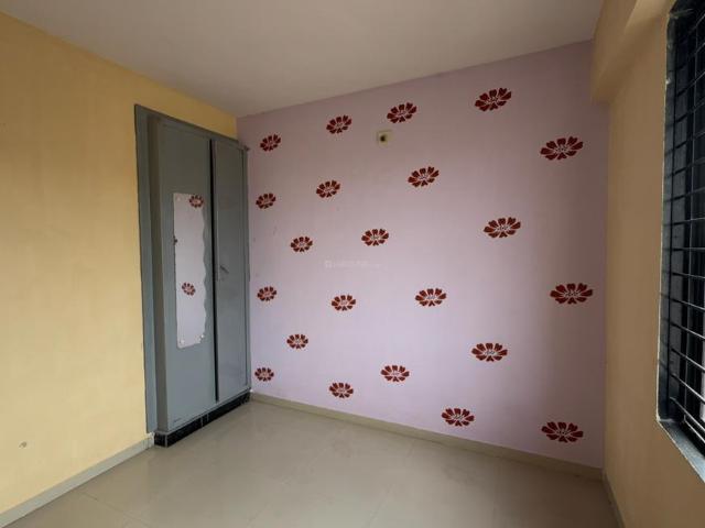 2 BHK Apartment in Amraiwadi for rent Ahmedabad. The reference number is 21127890