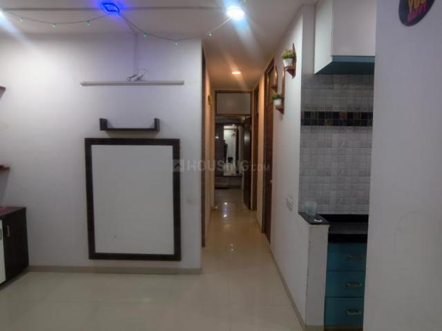 2 BHK Apartment in Amraiwadi for rent Ahmedabad. The reference number is 21351651
