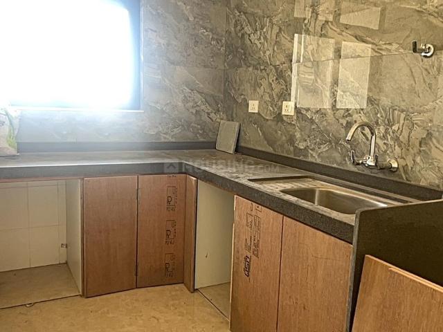 2 BHK Apartment in Antop Hill for rent Mumbai. The reference number is 17102432