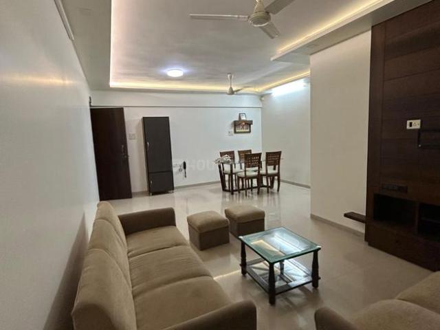 2 BHK Apartment in Andheri West for rent Mumbai. The reference number is 18672391
