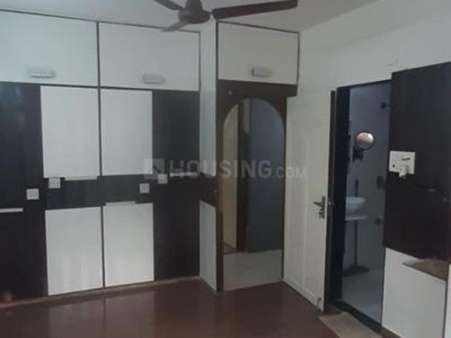 2 BHK Apartment in Andheri West for rent Mumbai. The reference number is 18953547