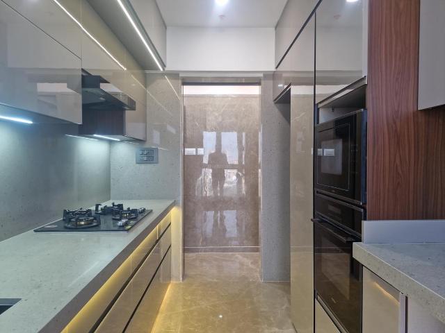 2 BHK Apartment in Andheri West for rent Mumbai. The reference number is 19005216