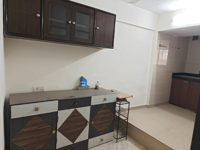 2 BHK Apartment in Andheri West for rent Mumbai. The reference number is 19354161
