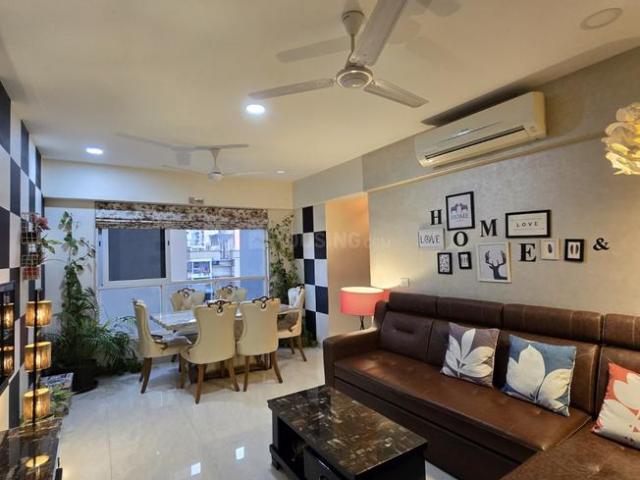 2 BHK Apartment in Andheri West for rent Mumbai. The reference number is 19581811
