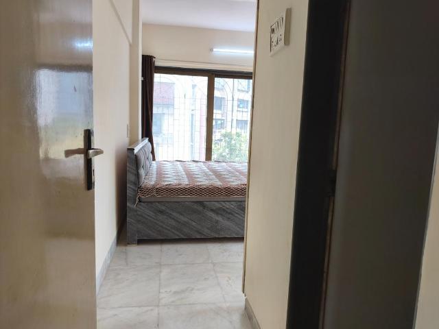 2 BHK Apartment in Andheri West for rent Mumbai. The reference number is 21362573