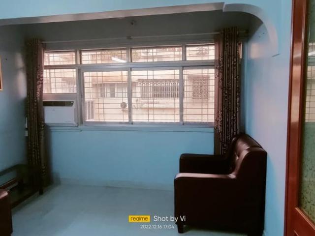 2 BHK Apartment in Andheri West for resale Mumbai. The reference number is 18837448