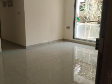 2 BHK Apartment in Andheri West for resale Mumbai. The reference number is 19900547