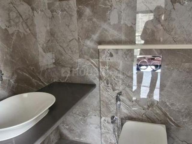 2 BHK Apartment in Andheri West for resale Mumbai. The reference number is 20962844