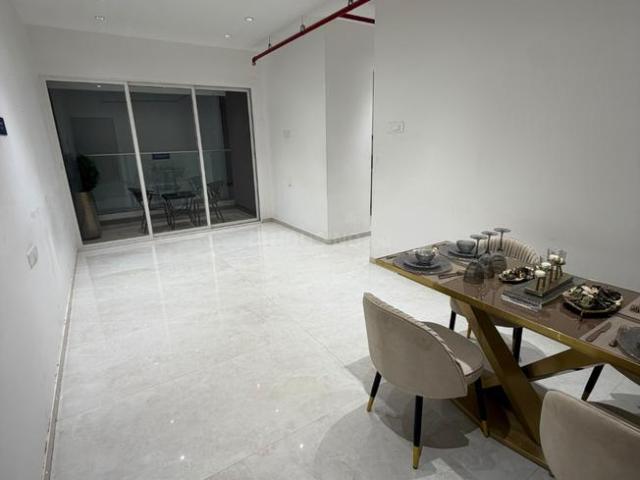 2 BHK Apartment in Andheri West for resale Mumbai. The reference number is 21075640