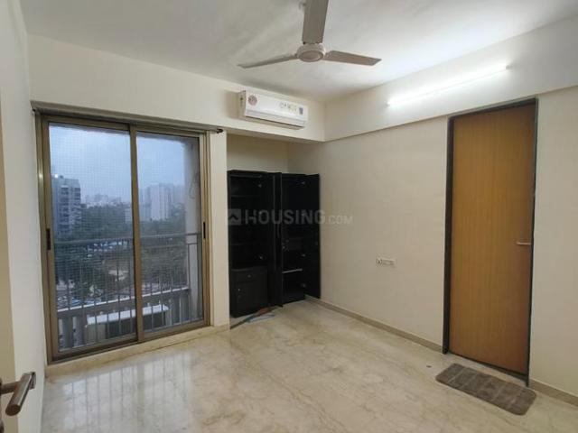 2 BHK Apartment in Andheri West for resale Mumbai. The reference number is 21168419