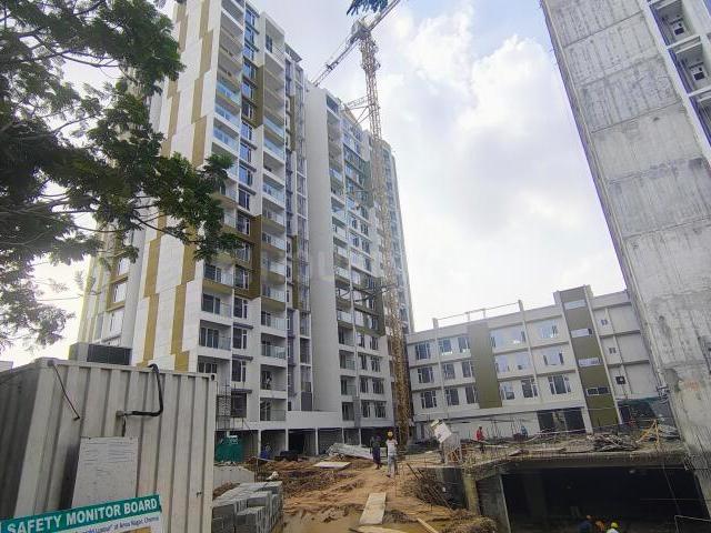 2 BHK Apartment in Anna Nagar West for resale Chennai. The reference number is 21068721