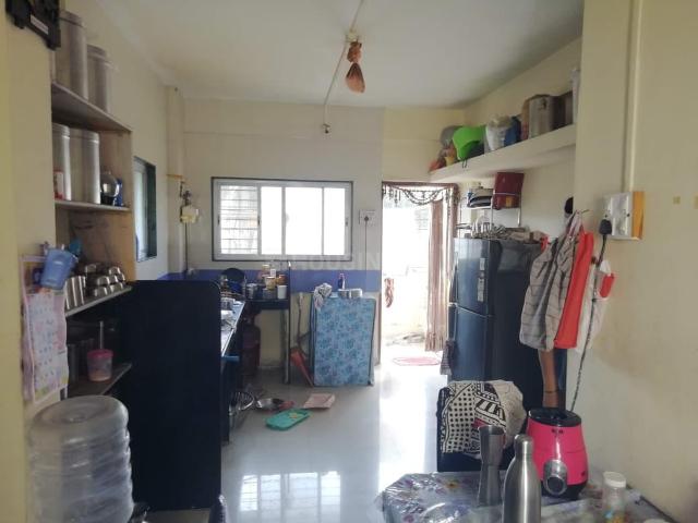 2 BHK Apartment in Abhay Nagar for rent Sangli. The reference number is 20487162