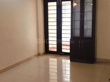 2 BHK Apartment in Adyar for rent Chennai. The reference number is 20554319