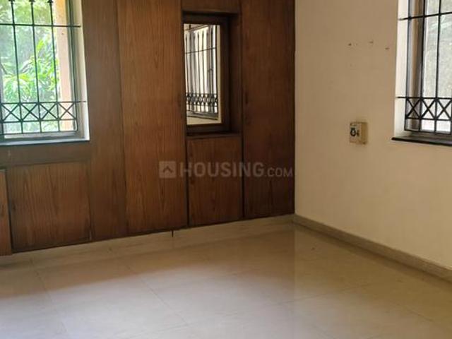 2 BHK Apartment in Adyar for rent Chennai. The reference number is 21131478