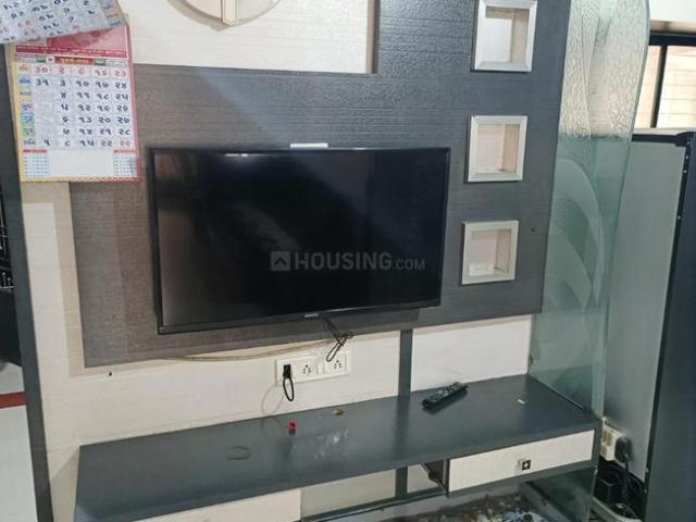 2 BHK Apartment in Adajan for rent Surat. The reference number is 17841709