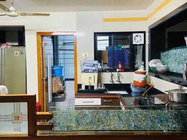 2 BHK Apartment in Adajan for resale Surat. The reference number is 19808892