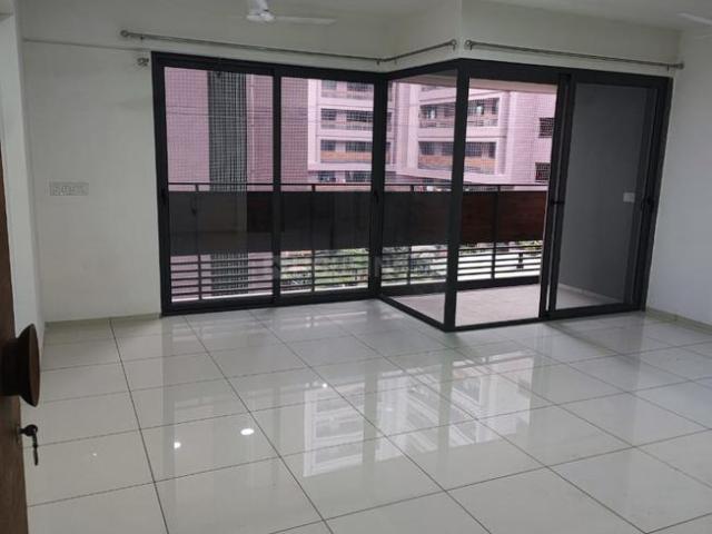 2 BHK Apartment in Adalaj for rent Gandhinagar. The reference number is 21387872