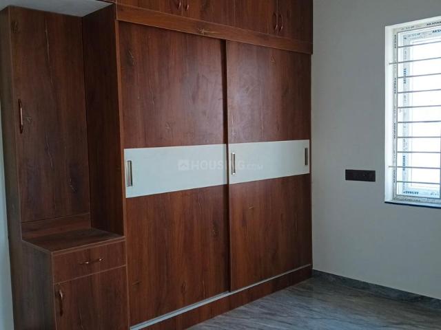 2 BHK Apartment in Adambakkam for resale Chennai. The reference number is 18750134