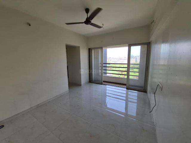 2 BHK Apartment in Agasan Village for rent Thane. The reference number is 20049314