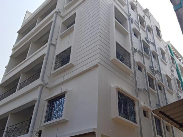 2 BHK Apartment in Agarpara for resale Kolkata. The reference number is 18635651