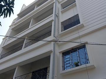 2 BHK Apartment in Agarpara for resale Kolkata. The reference number is 18740129