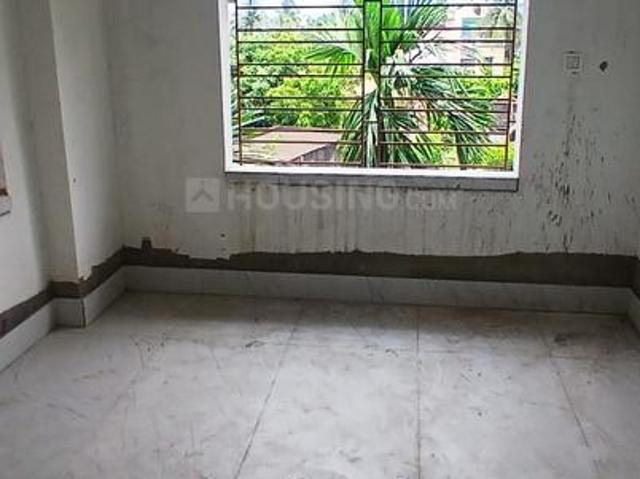 2 BHK Apartment in Agarpara for resale Kolkata. The reference number is 20831569