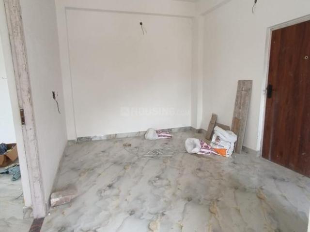 2 BHK Apartment in Agarpara for resale Kolkata. The reference number is 20902645