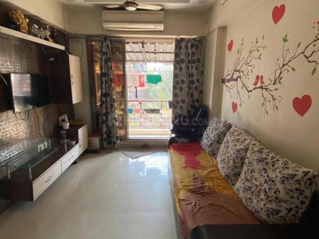 2 BHK Apartment in Airoli for rent Navi Mumbai. The reference number is 18595384