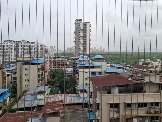 2 BHK Apartment in Airoli for resale Navi Mumbai. The reference number is 20670497