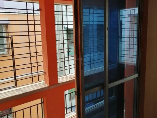 2 BHK Apartment in Airport Gate no. 1 for rent Kolkata. The reference number is 9386474