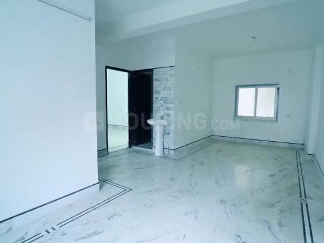 2 BHK Apartment in Airport Gate no. 1 for rent Kolkata. The reference number is 16002425