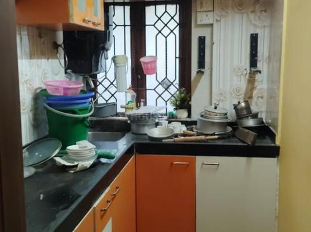 2 BHK Apartment in Airport Gate no. 1 for rent Kolkata. The reference number is 18424368