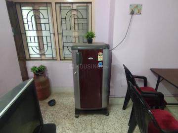 2 BHK Apartment in Airport Gate no. 1 for rent Kolkata. The reference number is 19444674