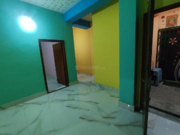 2 BHK Apartment in Airport Gate no. 1 for rent Kolkata. The reference number is 19420894