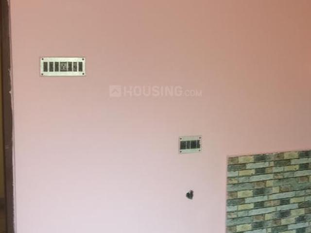 2 BHK Apartment in Airport Gate no. 1 for rent Kolkata. The reference number is 19587376