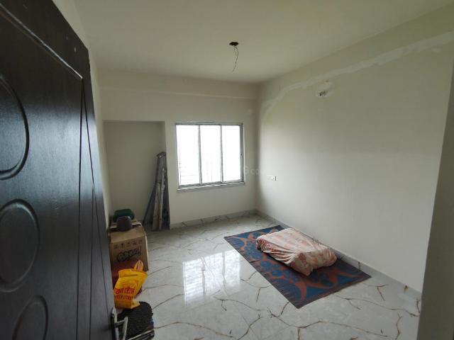 2 BHK Apartment in Airport Gate no. 1 for rent Kolkata. The reference number is 20579368