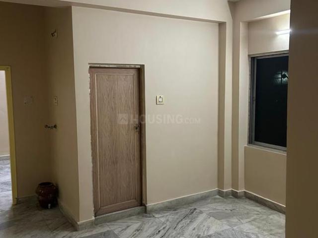 2 BHK Apartment in Airport Gate no. 1 for rent Kolkata. The reference number is 20629320